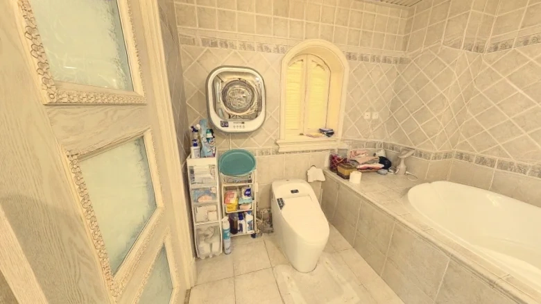 Elyatt Bay Phase II - View 15