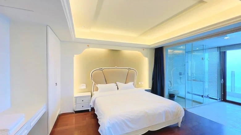 Half Mountain Peninsula Central Sea View Boulevard - View 2