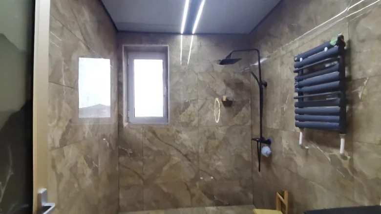 Jadeite Manor - View 16