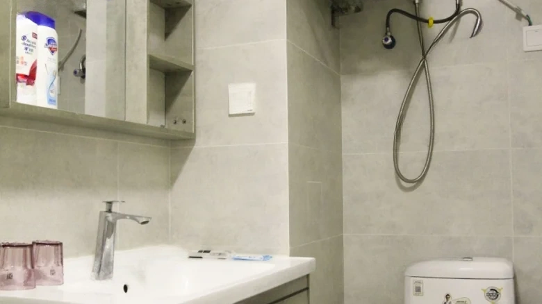 Vanke Jade Riverview Phase III - View 6