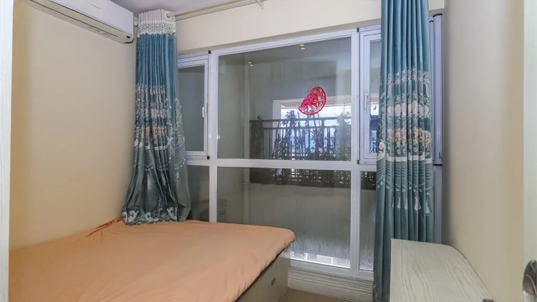 Xiangti 25 Degrees - View 2