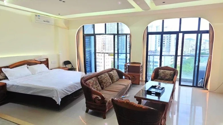 Sky支持柱 Peninsula - View 3