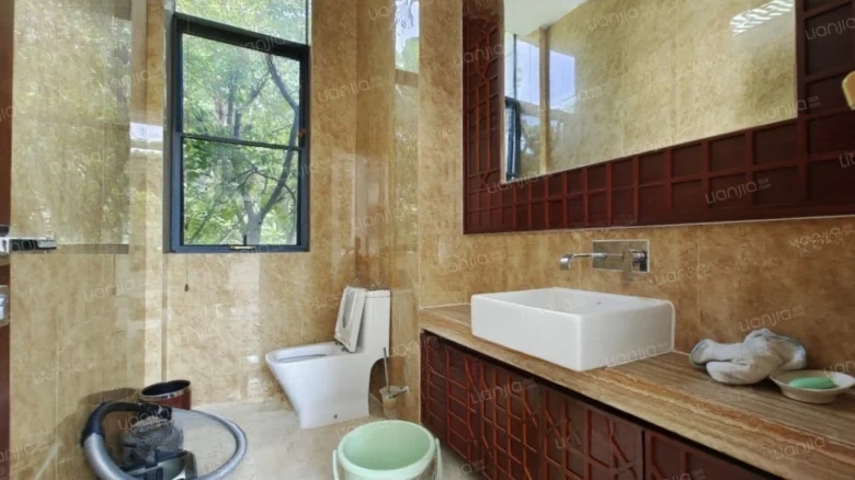 Runda Sanya Bay · Gering District Villa - View 10