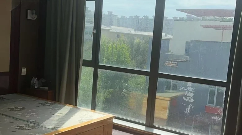 Sunshine Family Maple Birch Residence - View 4