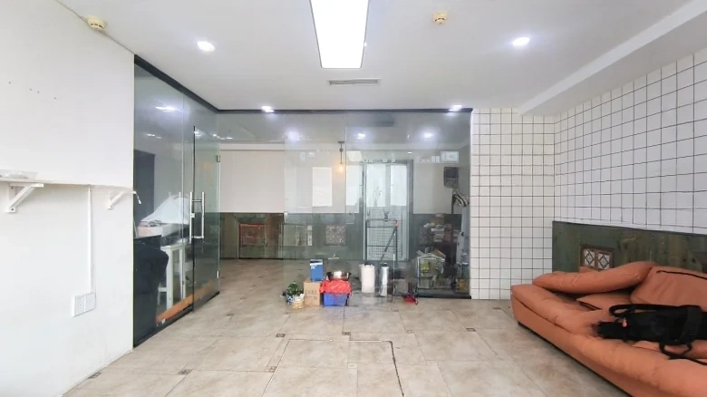 Wanda 39 Carat - View 1