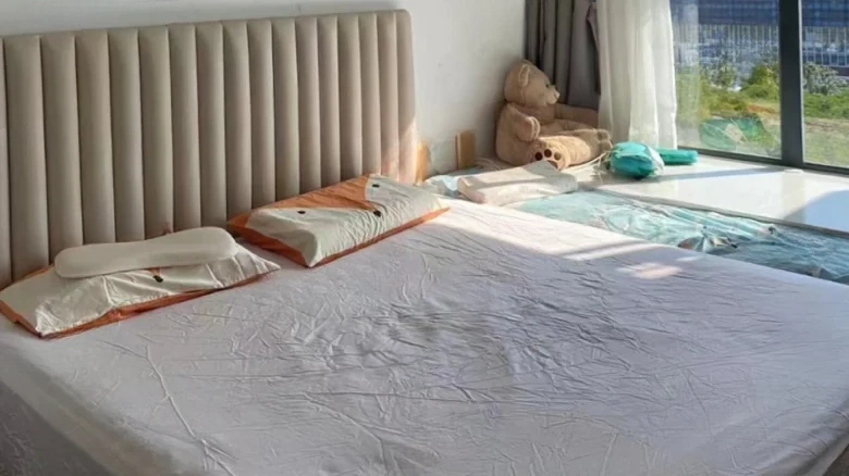 Amber Holiday Plaza - View 1