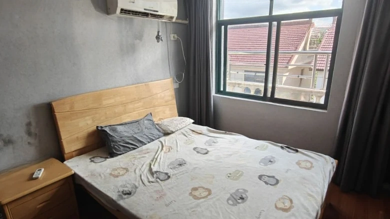 Longshan New Village - View 1