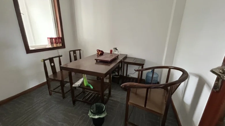 Dianchi Wei Cheng Lanxi - View 13