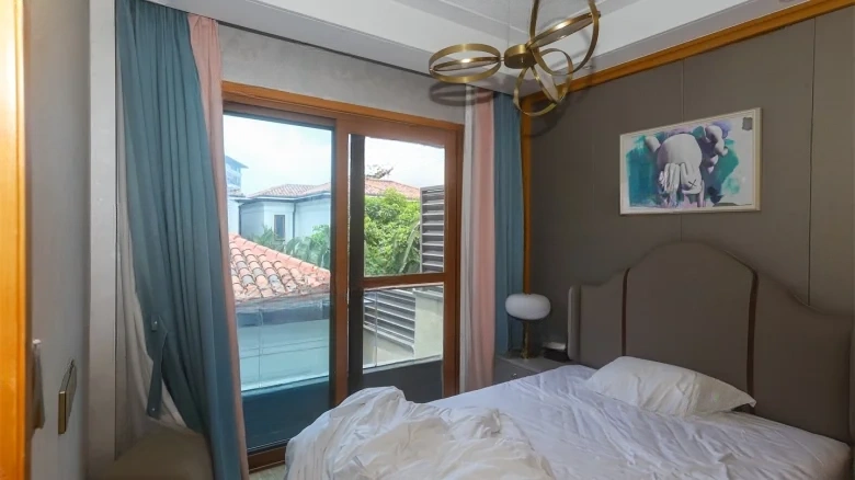 Green City · Hibiscus Tide Chime - View 5