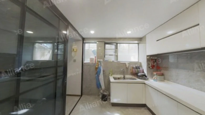 Kunming Dianchi Golf Club - View 13