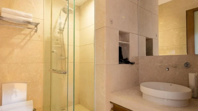 Half Mountain Peninsula Donghai Bay Phase III - View 7