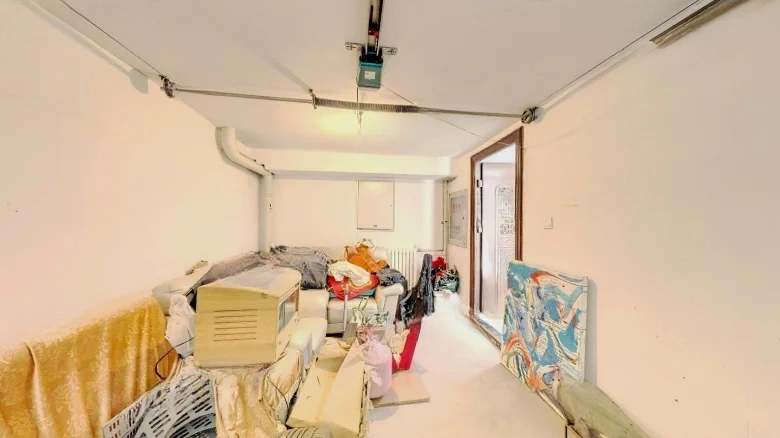 Zhonghai Shang Hu Shi Jia - View 25