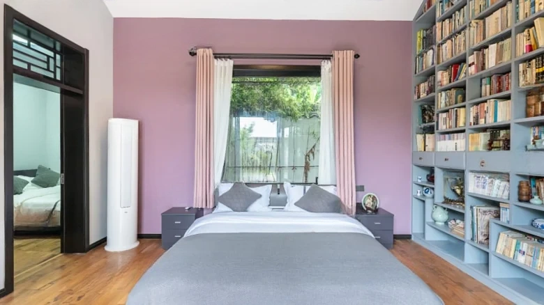 Green City Peach Blossom Spring - View 2