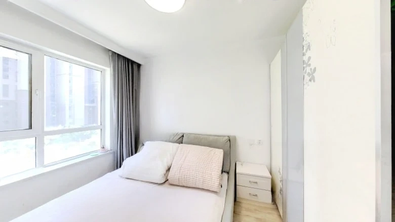 Zhonghai Peace Gate Phase II - View 6