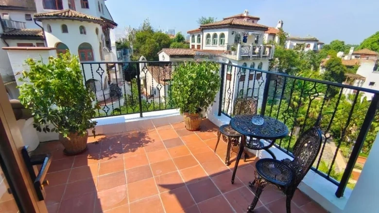 Lushan International Santa Barbara - View 2