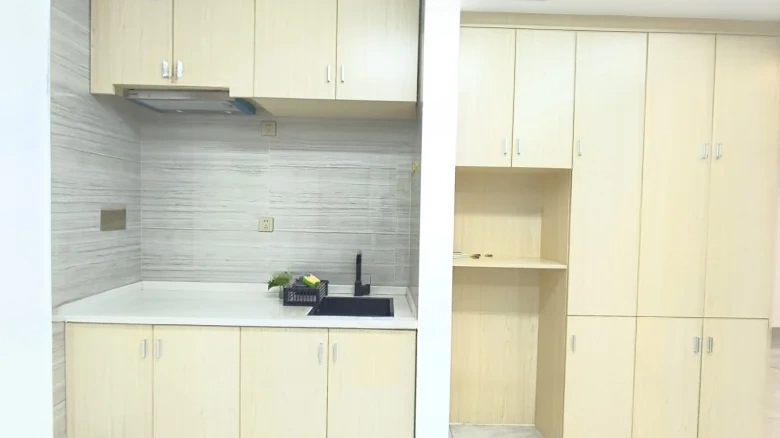 Jingshi Bai Gongguan - View 6