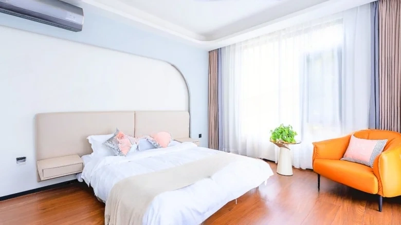 Ronaldo Sanya Bay Golf District One - View 2