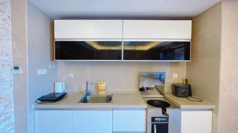 Banshan Bandao · Central Seaview Avenue - View 6