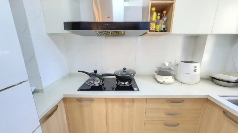 Zhonghai Peace Gate Phase II - View 7