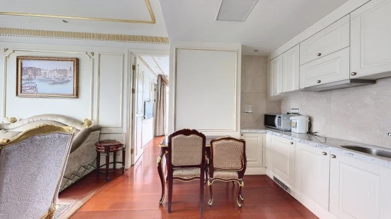 Golden Stone International Hotel - View 2