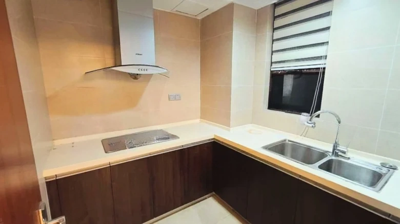 HeHong · Holiday Sunshine - View 6