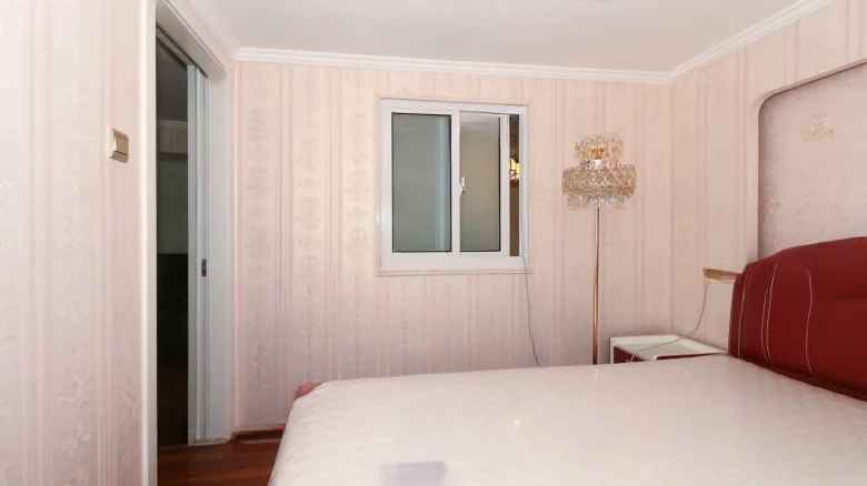 Starlight Avenue Mall - View 1