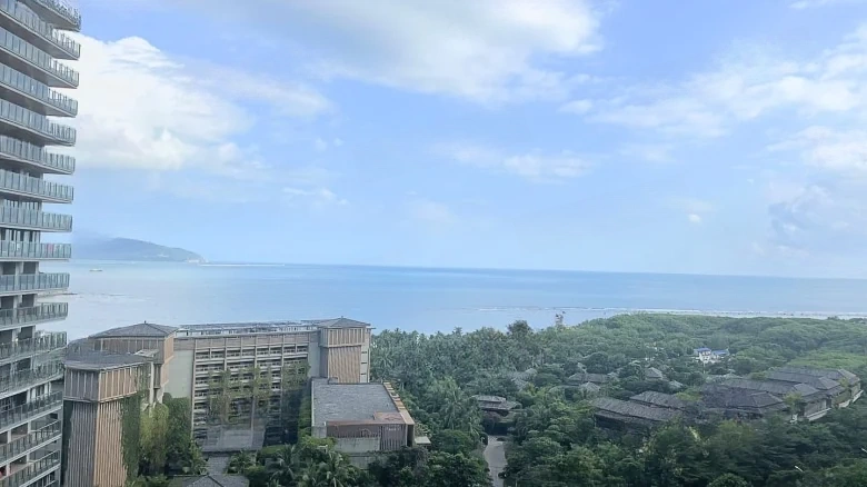 Half Mountain Peninsula Central Sea View Boulevard - View 3