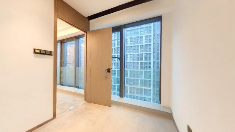 Vanke Brocade Riverside - View 3