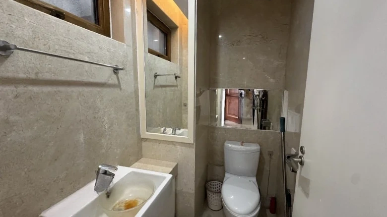 Peninsula Hillside · Central Seaview Avenue - View 7