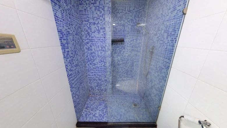 State Trade Tower Plaza - View 6