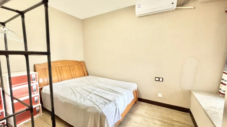 Sanya Yishan Lake - View 3