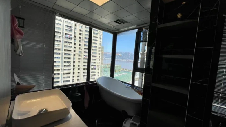 Wai Tan First Government Building - View 8