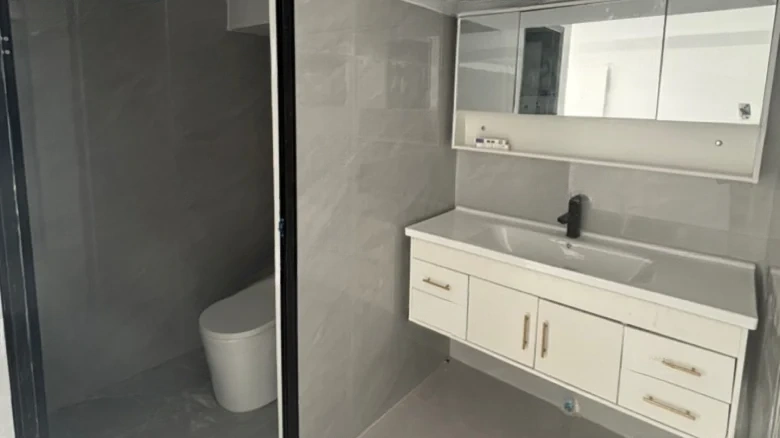 Honesty Tower - View 5