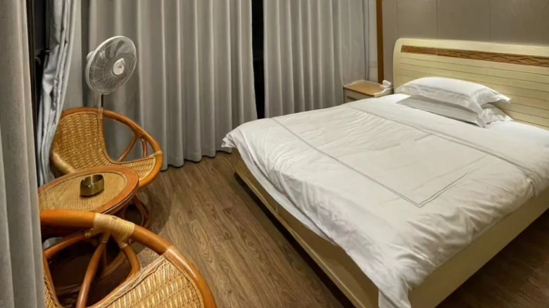 Ronaldo Sanya Bay Harbor District One - View 3