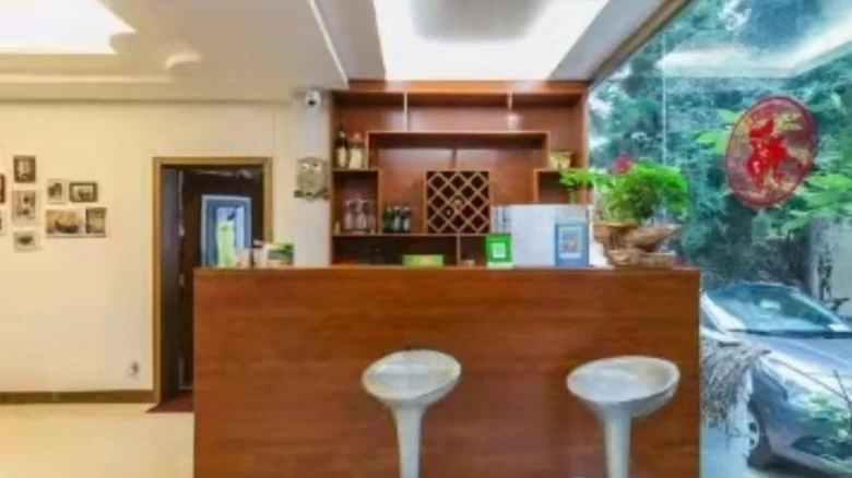 Sunshine Coast - View 4