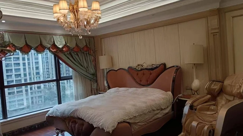 CNC Golden Bay Glory - View 2