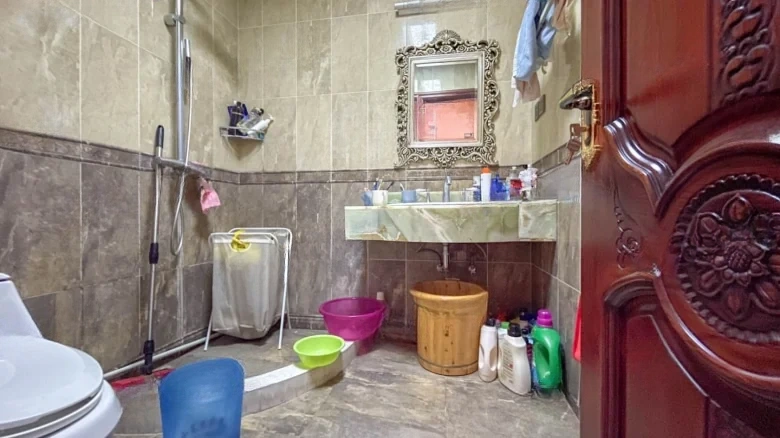 Zhongshan Mei Lu - View 25