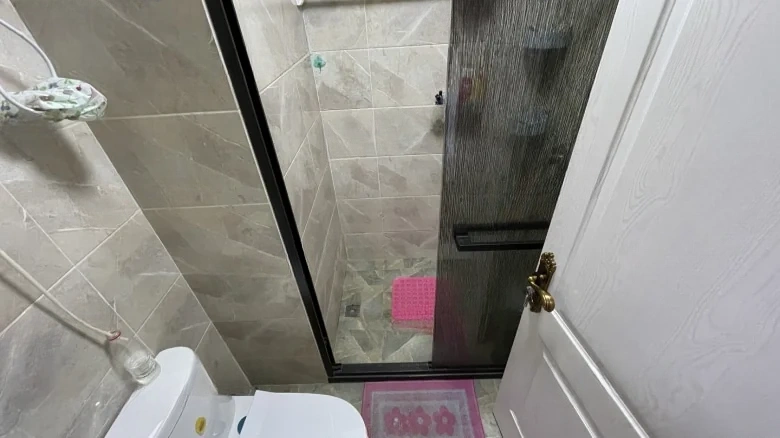 Hengji Country Garden Jinshitan碧桂園 Country Garden is a wellknown real estate brand in China, so it's kept as - View 17