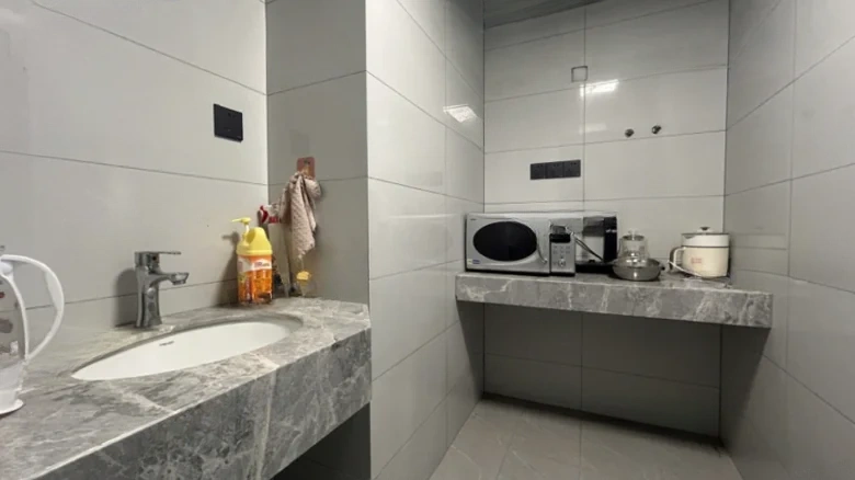 Vanke Golden Wheat Field - View 6