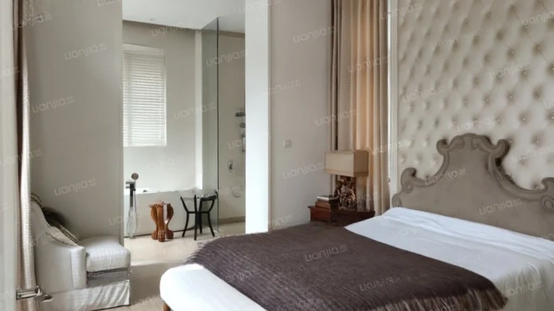 Runda Sanya Bay · Gering District Villa - View 6