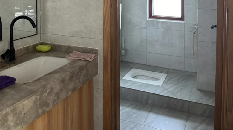 Eastern Supreme Emperor - View 15