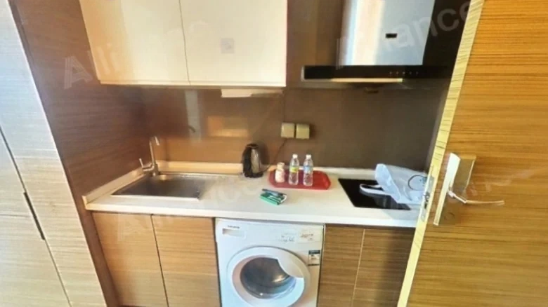 Shimeiguo International Plaza - View 1