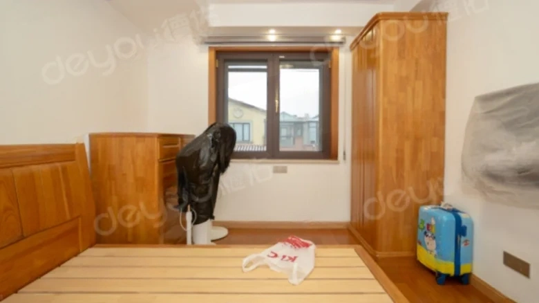 Kingforest California City - View 7