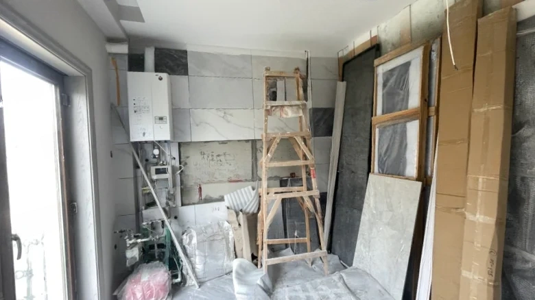 Hengji Country Garden Jinshitan碧桂園 Country Garden is a wellknown real estate brand in China, so it's kept in its commonly used English translation. Thus, the full translation would be - View 13