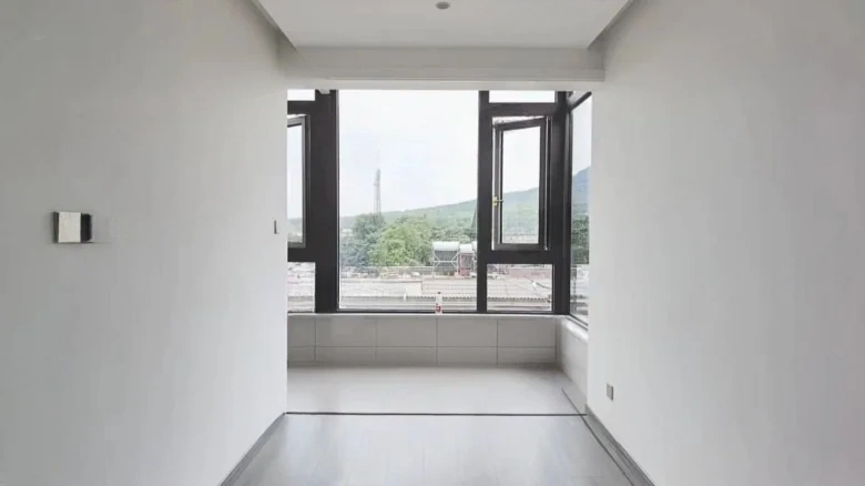 Unitech Emerald Hills - View 15