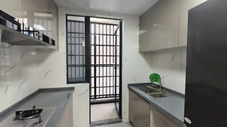 Guanshan Yuehai Court (Phase II) - View 5