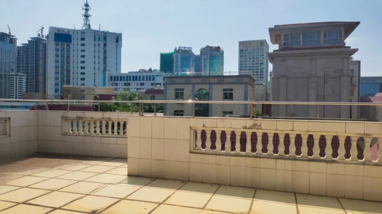 Royal Garden - View 6