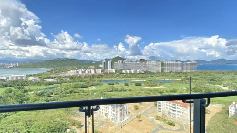 Half Mountain Peninsula - View 13