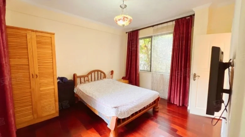 Kunming Dianchi Golf Club - View 5