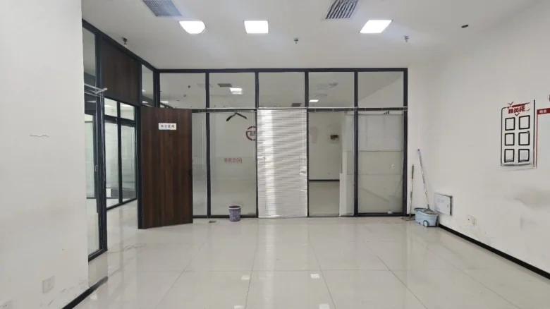 Lanzhou Center Office Tower - View 5